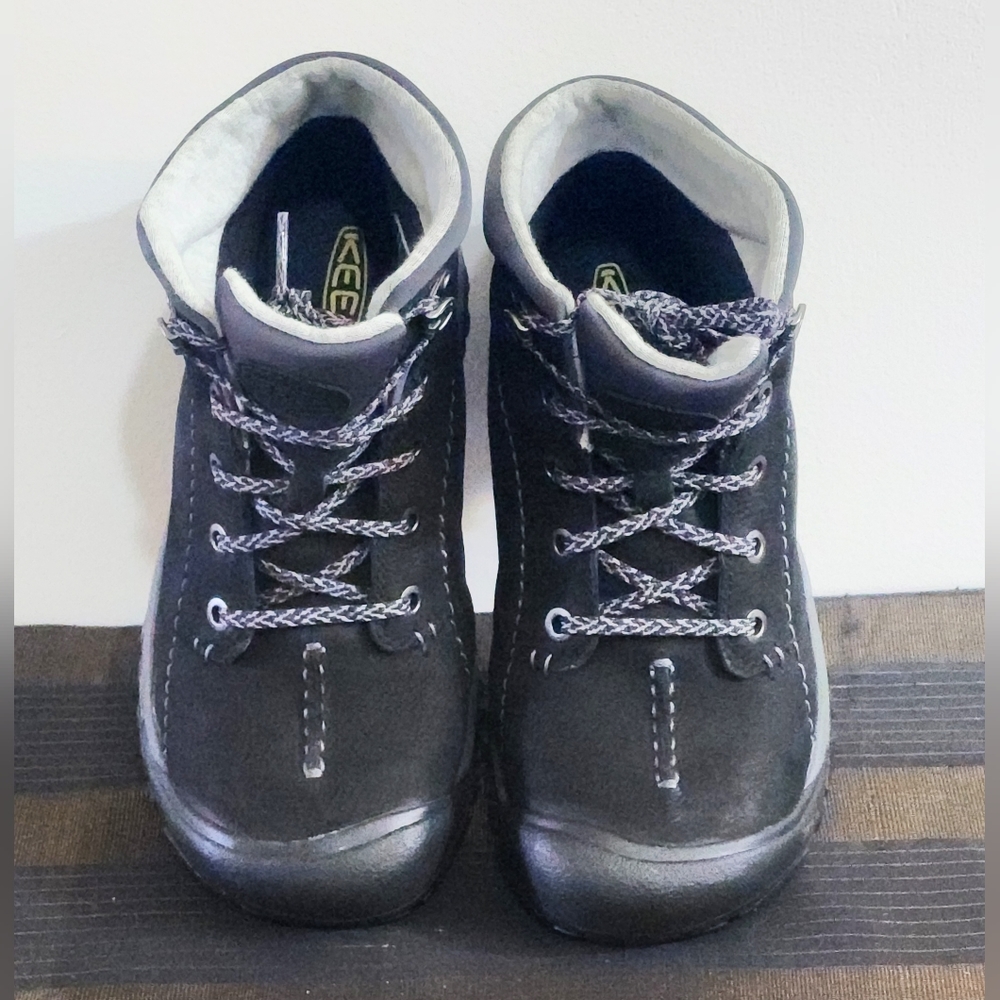 KEEN KACI size 5.5 Black HighTop Lace-up Winter Waterproof Insulated Boots - Picture 2 of 12